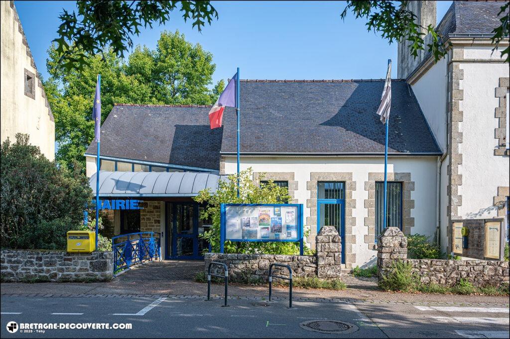 La mairie de Le Juch dans le Finistère.