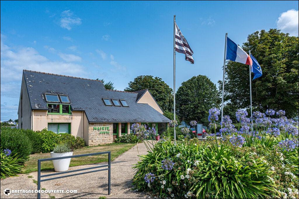 La mairie de Confort-Meilars dans le Finistère.