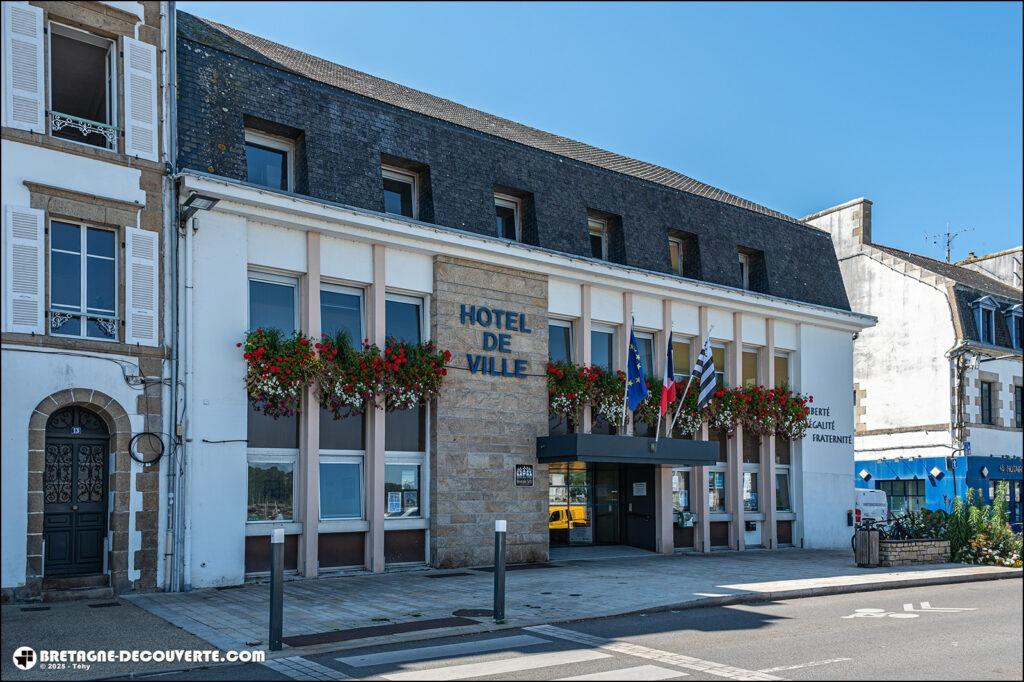 La mairie de la commune d'Audierne dans le Finistère.