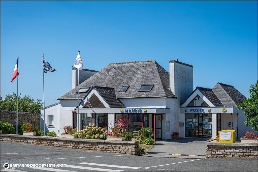 La mairie de la commune de Primelin dans le Finistère.