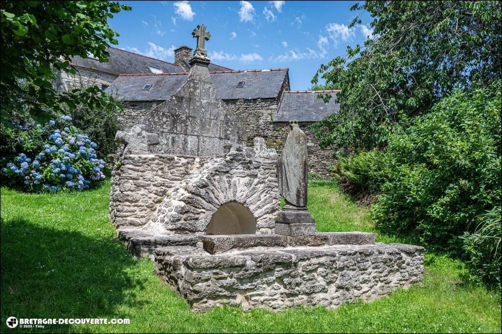 La fontaine Saint-Sané sur la commune de Plouzané.