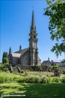 L'église paroissiale Saint-Gouesnou sur la commune de Gouesnou.