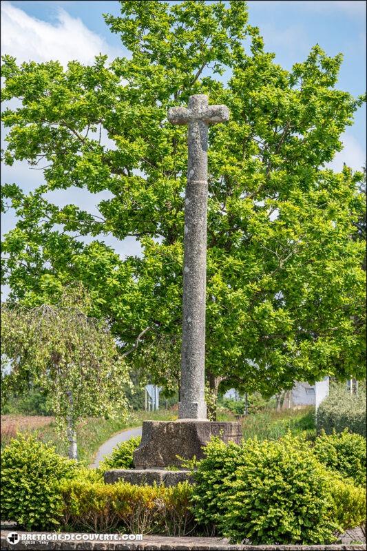 La croix de chemin de la route de la gare à Bégard.