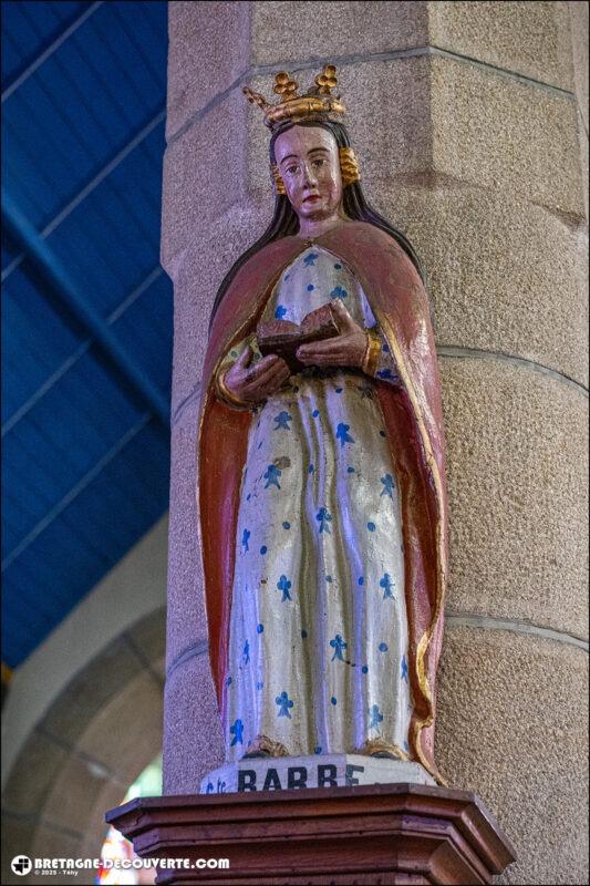 La statue de Sainte-Barbe de l'église Saint-Rémi de Camaret-sur-Mer.