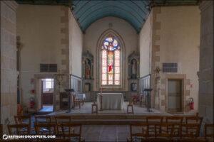 Le chœur de l'église paroissiale Saint-Gunthiern de Langolen dans le Finistère.