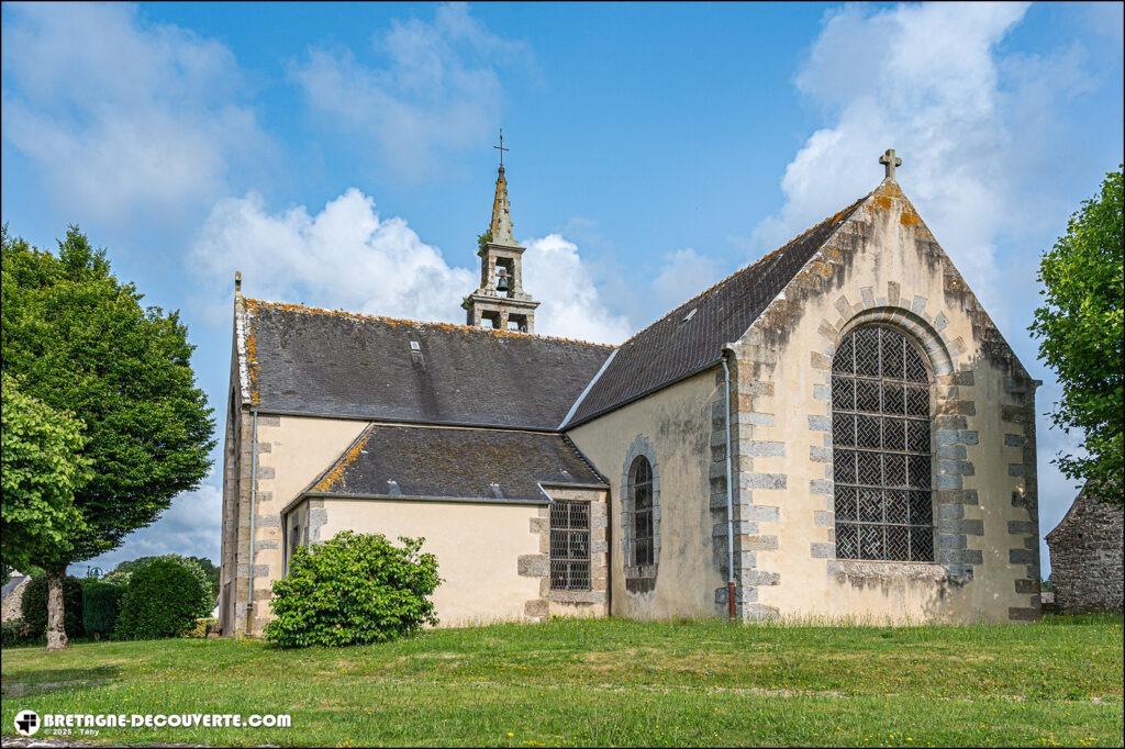 L'église Saint-Eutrope sur la commune de Plougonven.