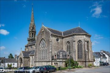 L'église paroissiale Saint-Pierre-et-Saint-Paul de la commune de Coray.