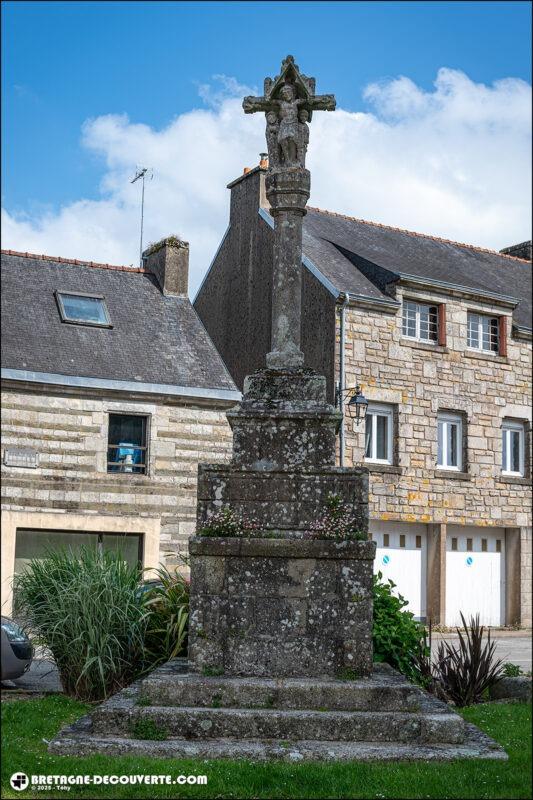 La calvaire de l'église de Scaër dans le Finistère.