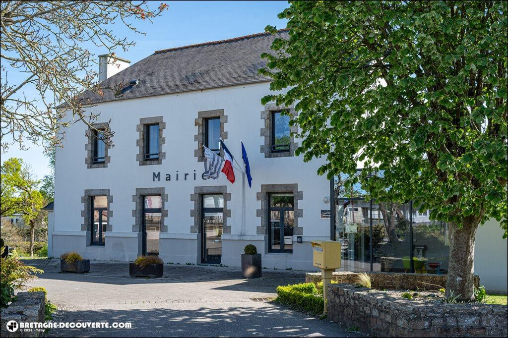 La mairie de la commune de Saint-Thonan dans le Finistère.