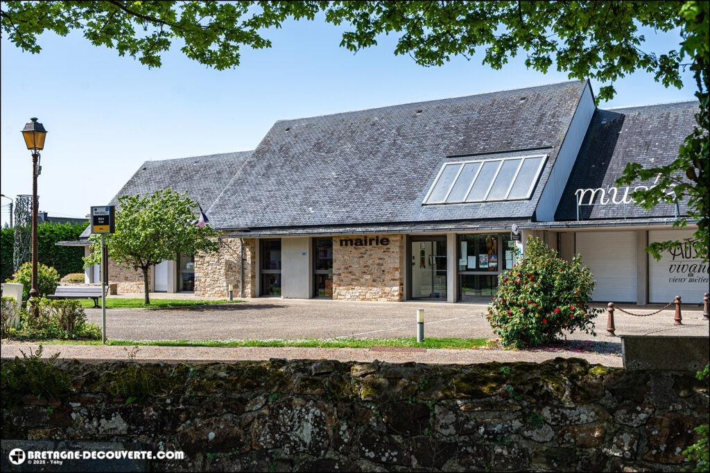 La mairie de la commune d'Argol dans le Finistère.