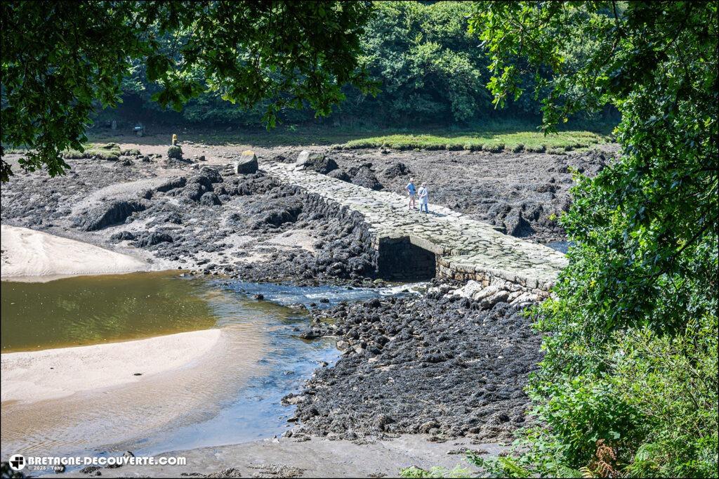 Le pont du Diable sur la commune de Plouguerneau.