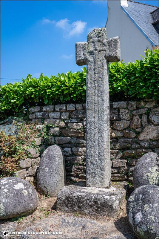 La croix de Lannuchen sur la commune du Folgoët.