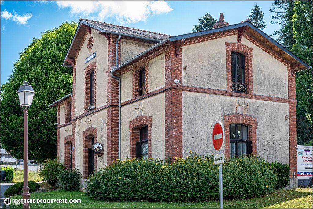 L'ancienne gare sur la commune de Châteaulin