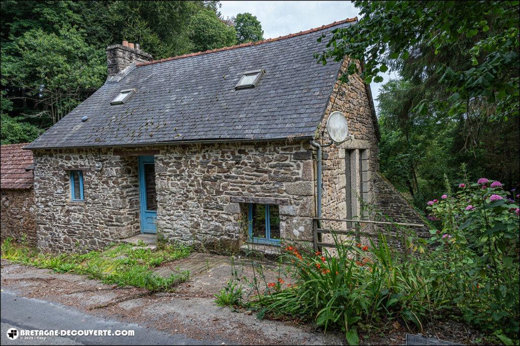 Le moulin de Castelmen sur la commune de Taulé.