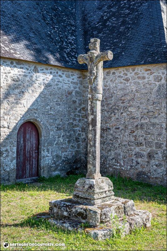 Le calvaire de la chapelle Saint-They à Poullan-sur-Mer.