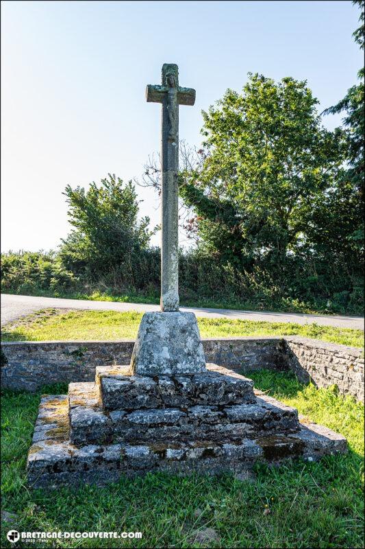 Le calvaire de Lestrivin sur la commune de Poullan-sur-Mer.