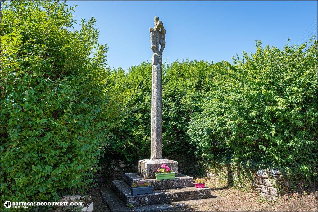 La croix de la chapelle Sainte-Brigitte sur la commune d'Audierne.