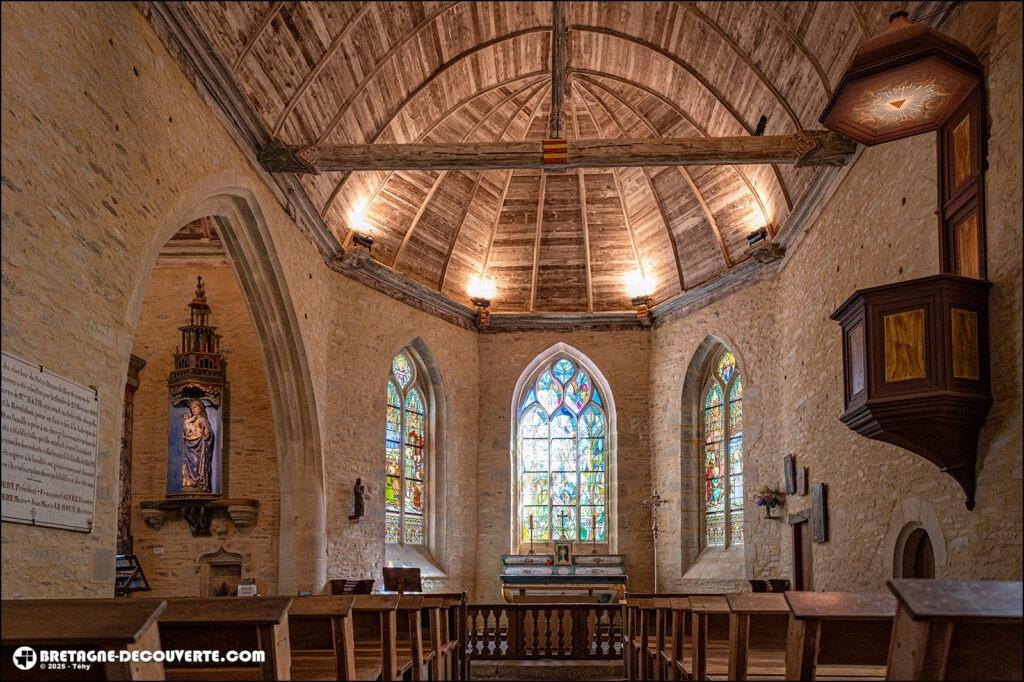 La nef de la chapelle de Kersaint à Landunvez